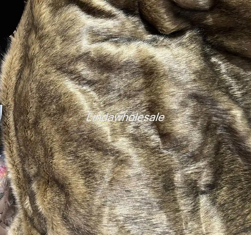 Sd36ed66ea847430491fc7c25ee95cb76B.webp FocusFur™ Arctic Pile – 5cm Dye-Tip Faux Fox Fur Fabric - Image 5